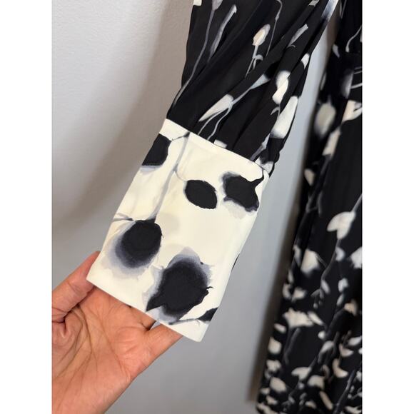 EQUIPMENT Neema Asymmetric Wrap-effect Floral Georgette Maxi DressTrue Black 2 - Picture 7 of 15